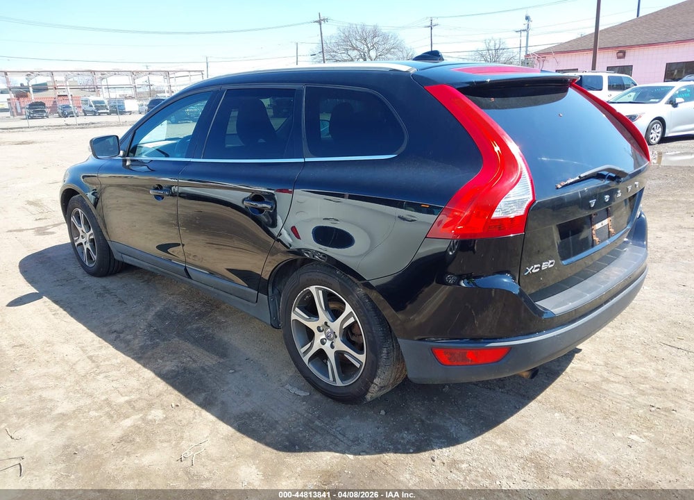 2011 VOLVO XC60 T6/T6 R-DESIGN VIN: YV4902DZ2B2189637