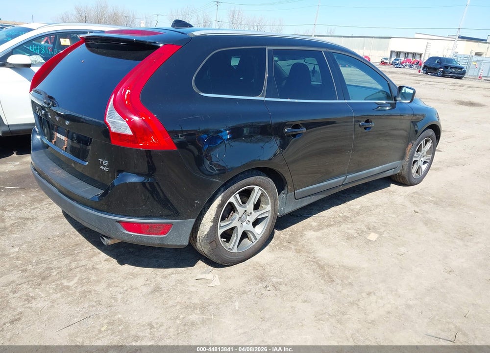 2011 VOLVO XC60 T6/T6 R-DESIGN VIN: YV4902DZ2B2189637
