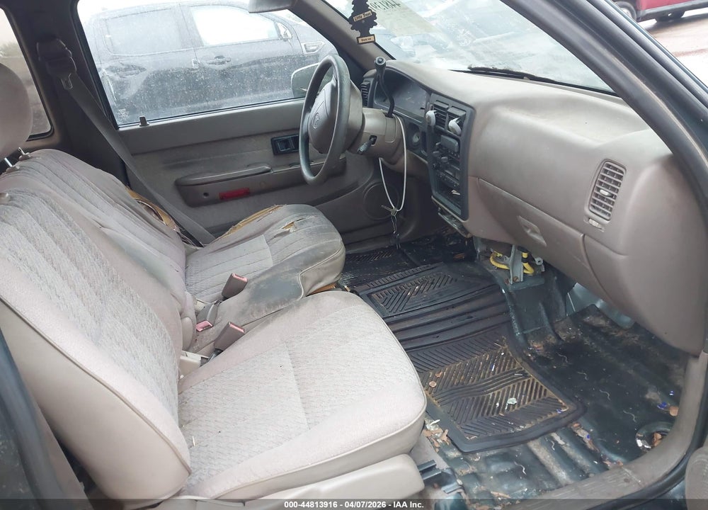 1996 TOYOTA TACOMA XTRACAB VIN: 4TAVN52N6TZ124217