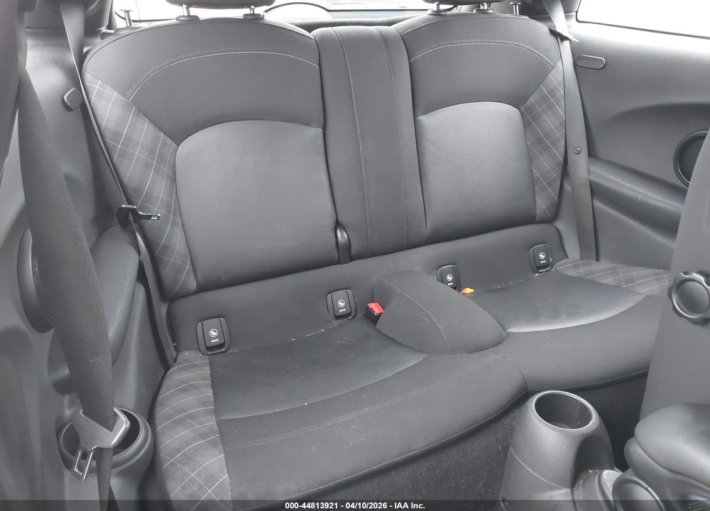 2015 MINI HARDTOP COOPER VIN: WMWXM5C5XF3A96864