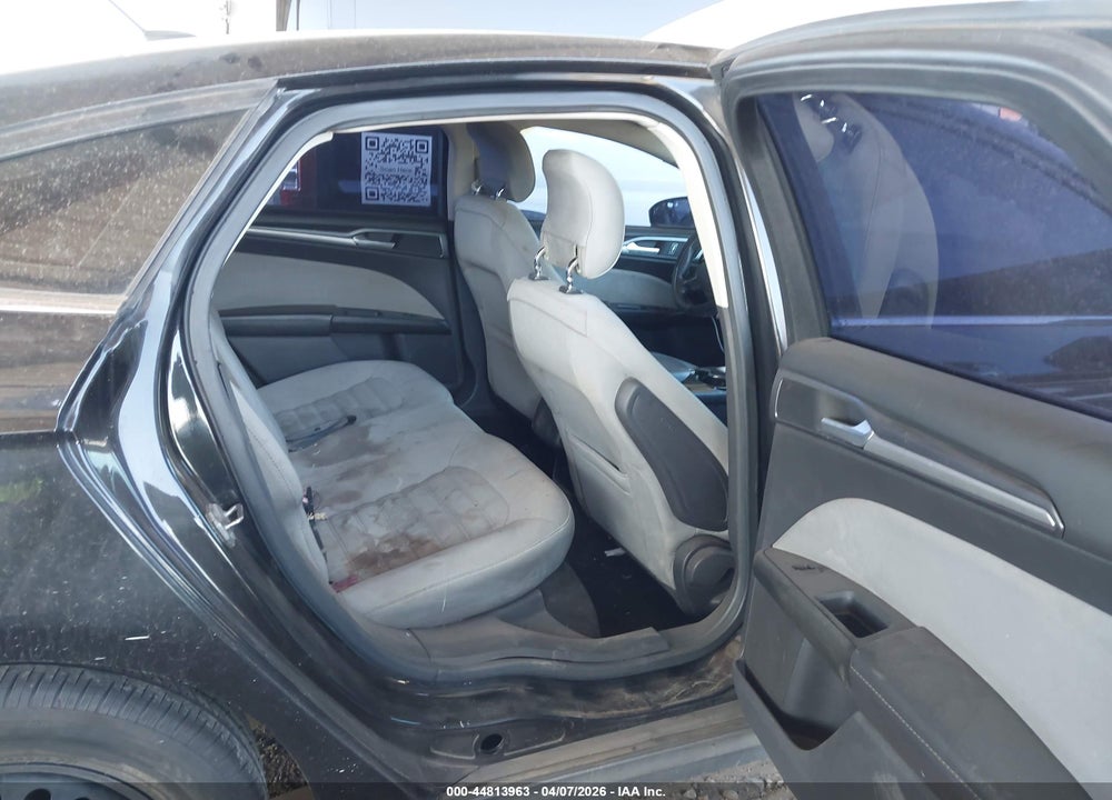 2014 FORD FUSION S VIN: 1FA6P0G73E5395106