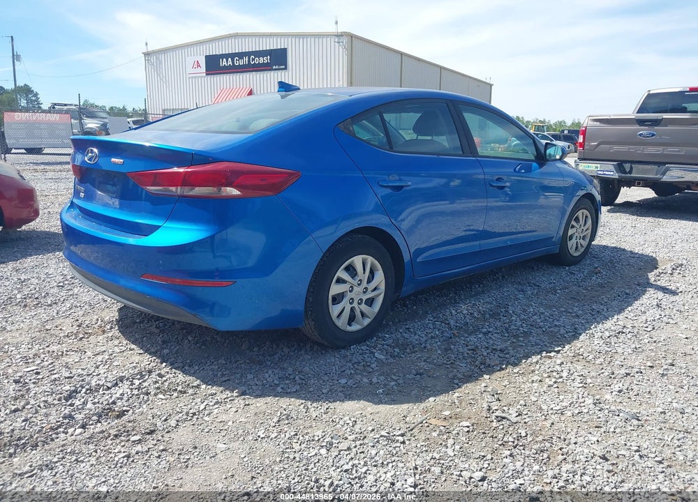 2017 HYUNDAI ELANTRA SE VIN: 5NPD74LF9HH184079