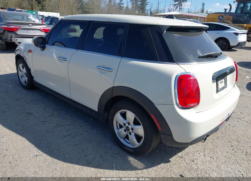 2017 MINI HARDTOP COOPER VIN: WMWXU1C39H2F92903