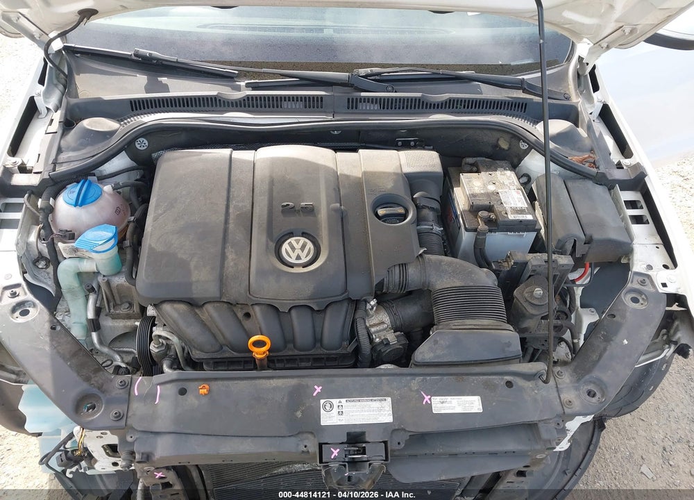 2012 VOLKSWAGEN JETTA 2.5L SE VIN: 3VWDP7AJ7CM425968