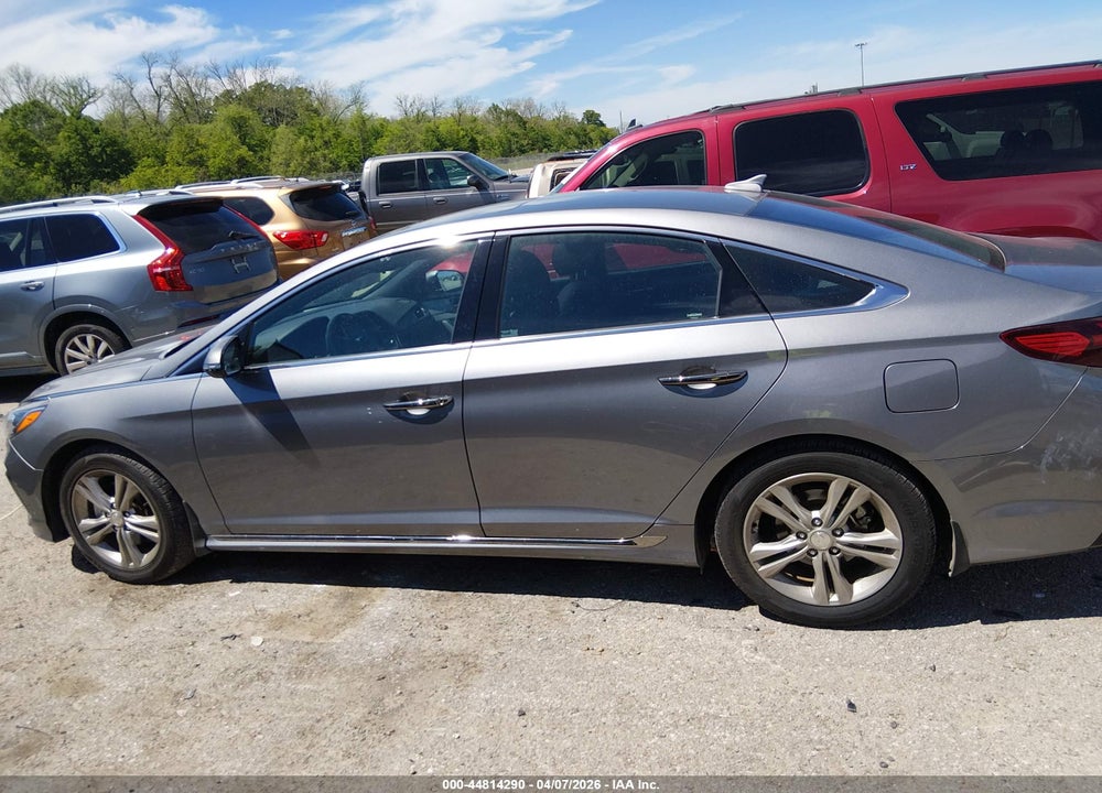 2018 HYUNDAI SONATA SPORT VIN: 5NPE34AF0JH688299