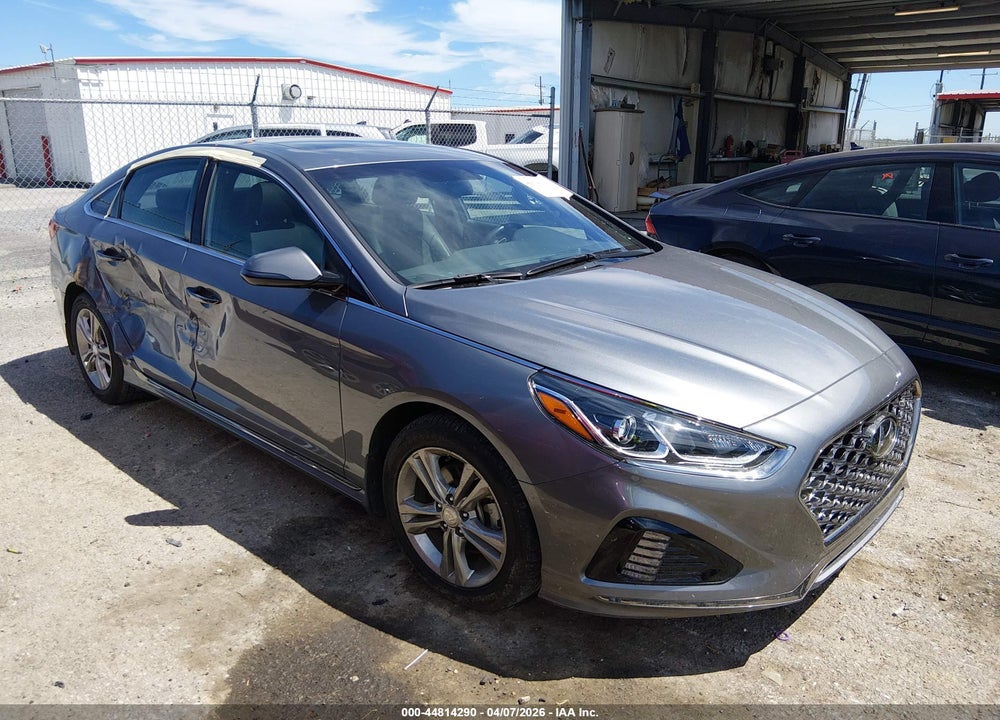 2018 HYUNDAI SONATA SPORT VIN: 5NPE34AF0JH688299