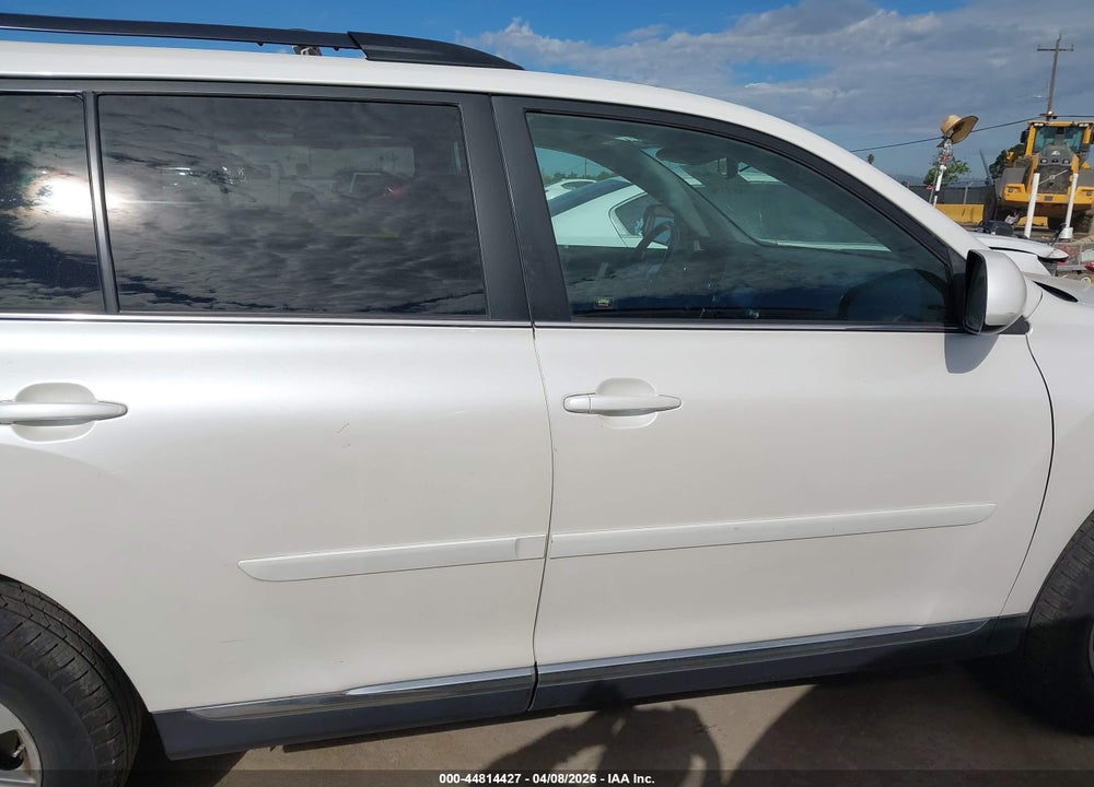 2012 TOYOTA HIGHLANDER SE V6 VIN: 5TDBK3EH0CS098824