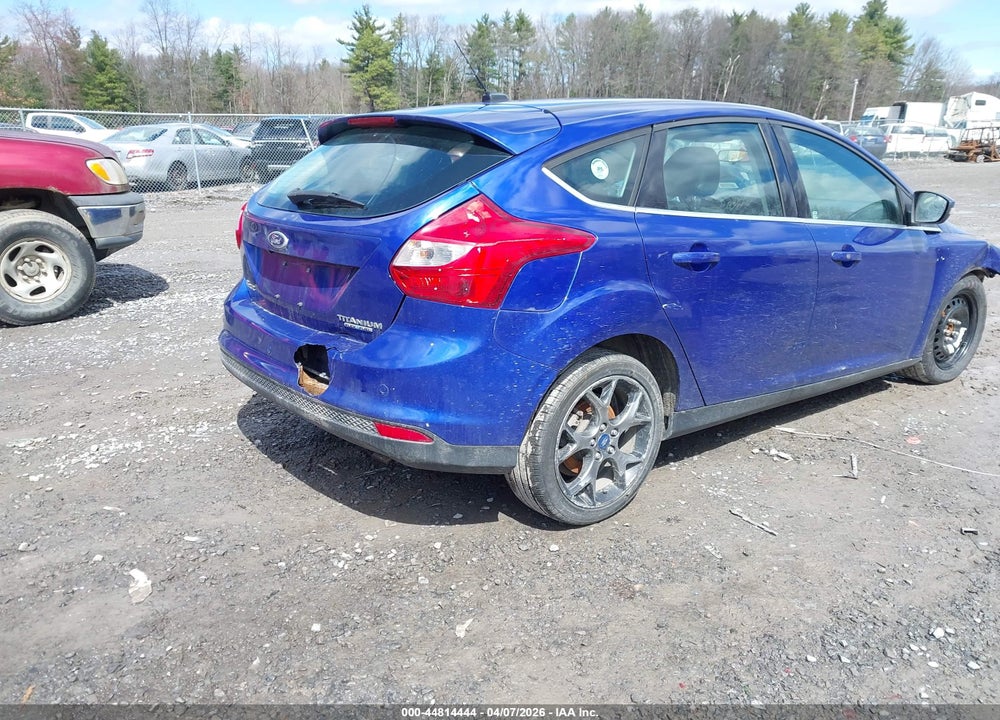 2013 FORD FOCUS TITANIUM VIN: 1FADP3N24DL136604