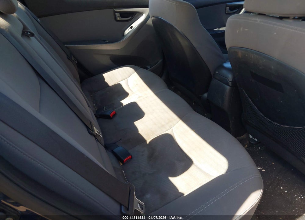 2015 HYUNDAI ELANTRA SE VIN: KMHDH4AE7FU321316