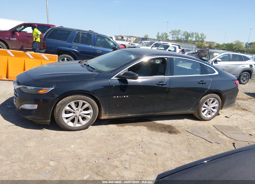 2022 CHEVROLET MALIBU FWD LT VIN: 1G1ZD5STXNF104556