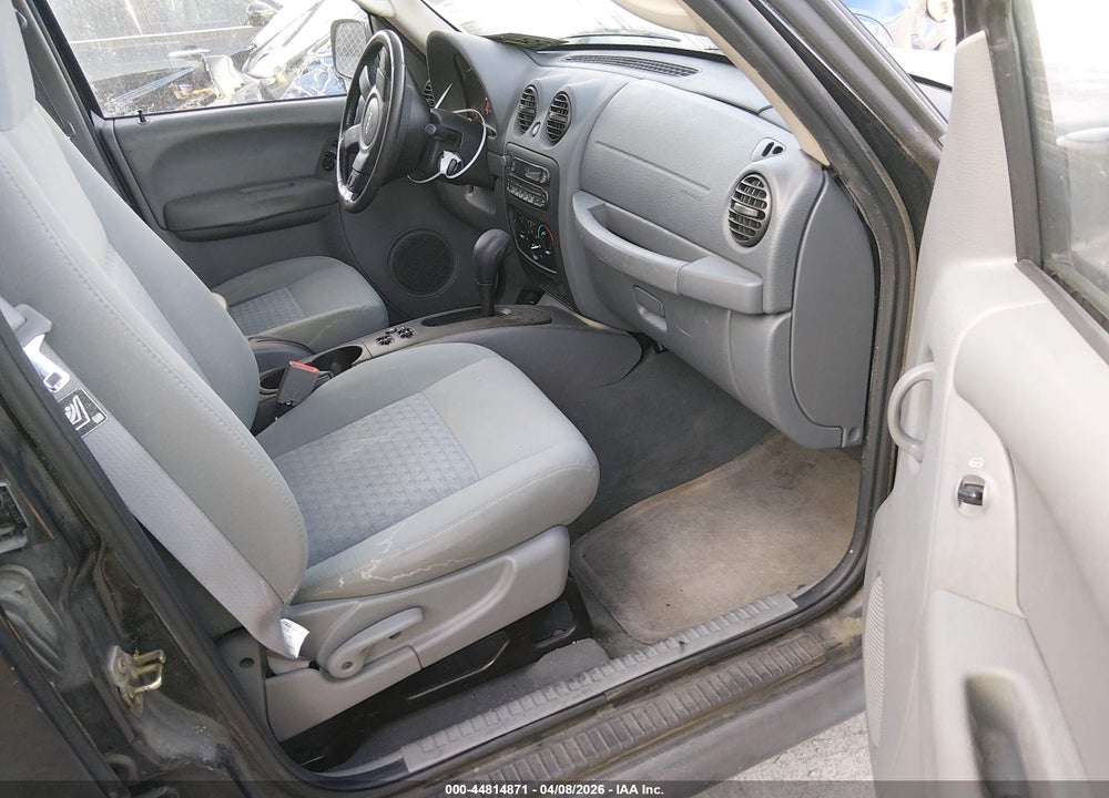 2006 JEEP LIBERTY SPORT VIN: 1J4GK48K26W107153