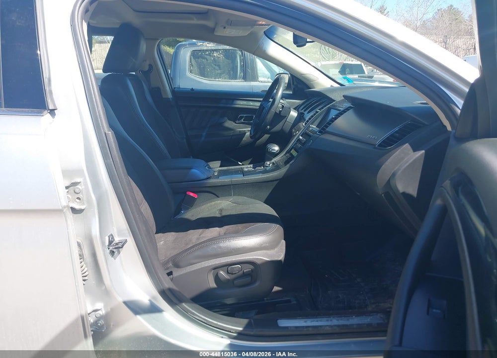 2010 FORD TAURUS SHO VIN: 1FAHP2KT7AG151577