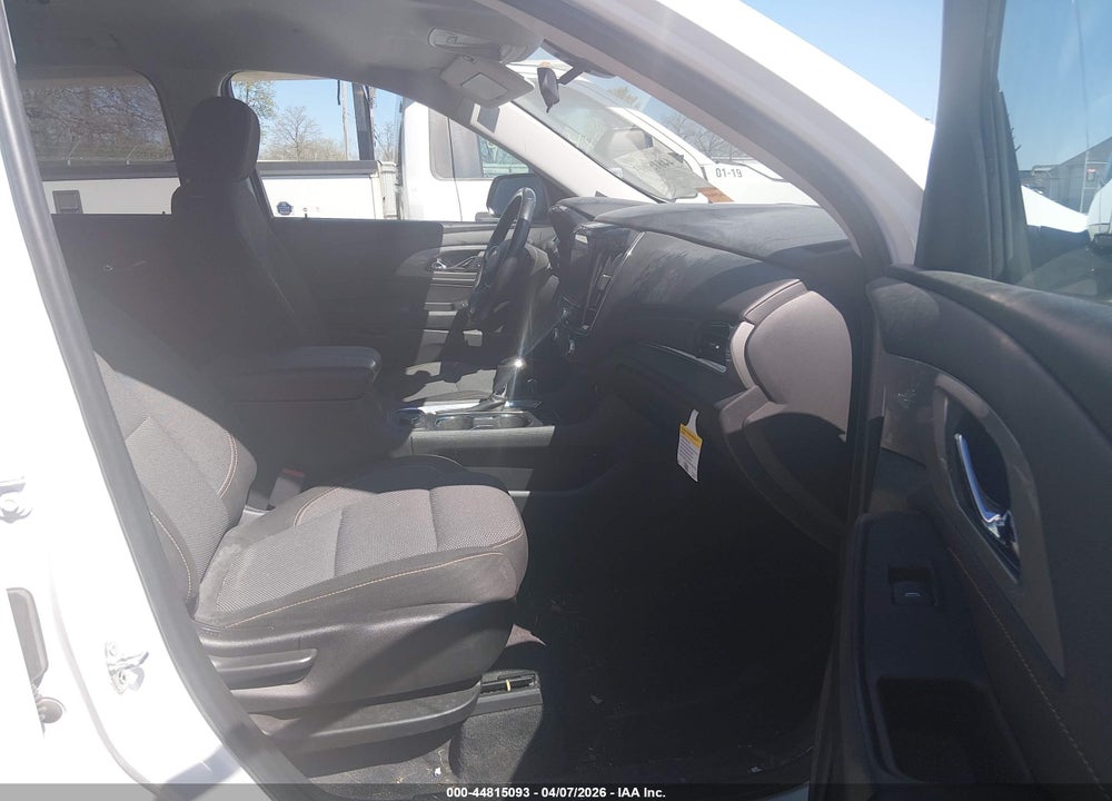 2018 CHEVROLET TRAVERSE 1LT VIN: 1GNEVGKW2JJ266933