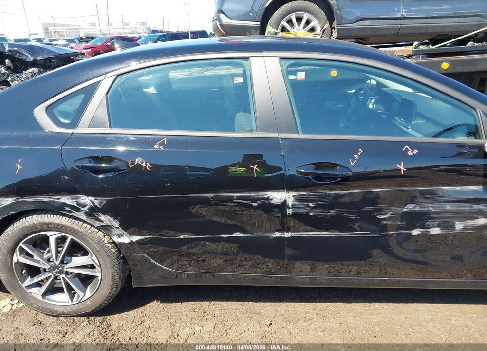 2023 KIA FORTE LXS VIN: 3KPF24AD1PE577988