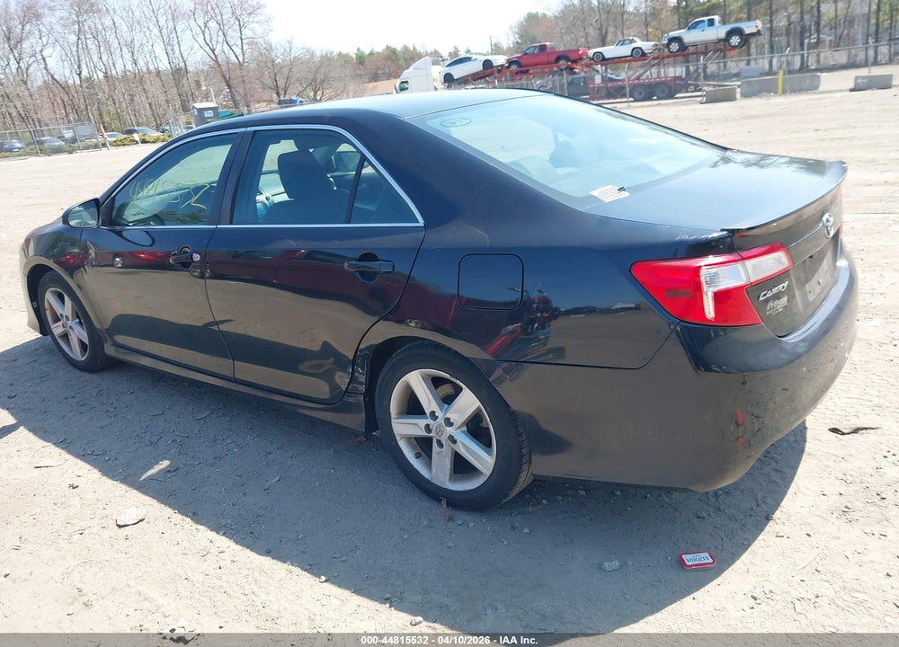 2012 TOYOTA CAMRY SE VIN: 4T1BF1FK7CU077849