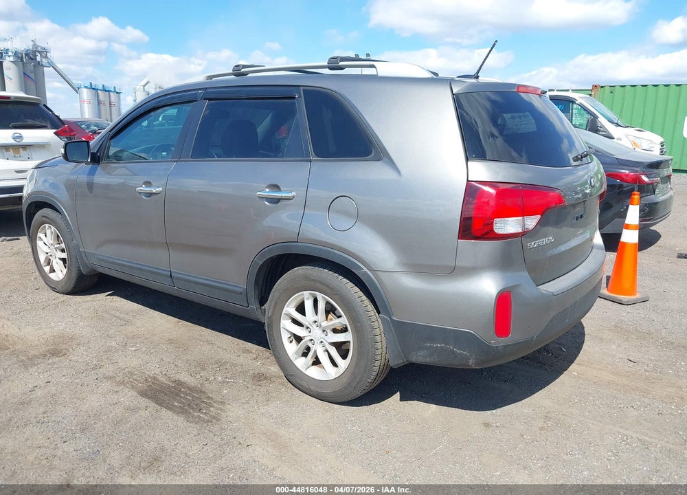 2014 KIA SORENTO LX VIN: 5XYKT4A64EG491331