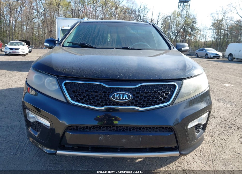 2013 KIA SORENTO SX V6 VIN: 5XYKWDA28DG367730