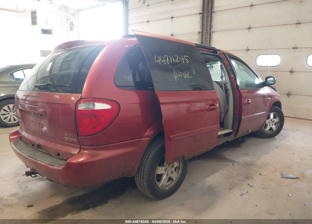 2007 DODGE GRAND CARAVAN SXT VIN: 2D4GP44L47R303548
