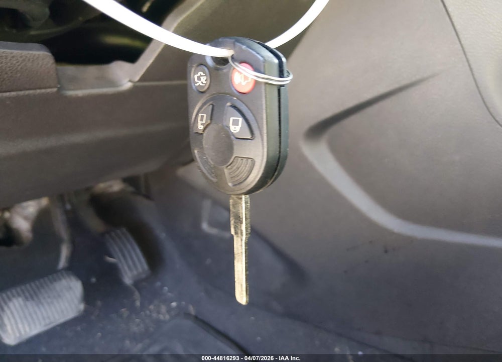 2014 FORD FOCUS SE VIN: 1FADP3F27EL446729