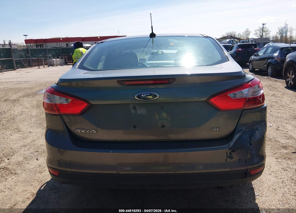2014 FORD FOCUS SE VIN: 1FADP3F27EL446729