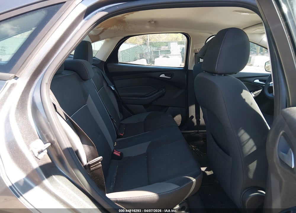 2014 FORD FOCUS SE VIN: 1FADP3F27EL446729