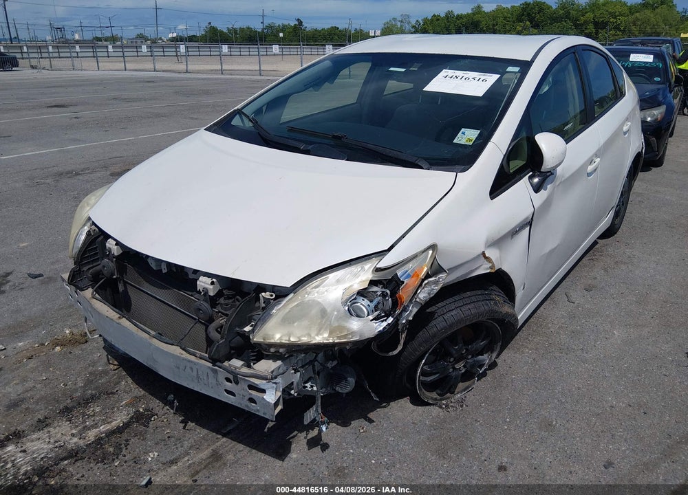 2013 TOYOTA PRIUS TWO VIN: JTDKN3DU2D0341124
