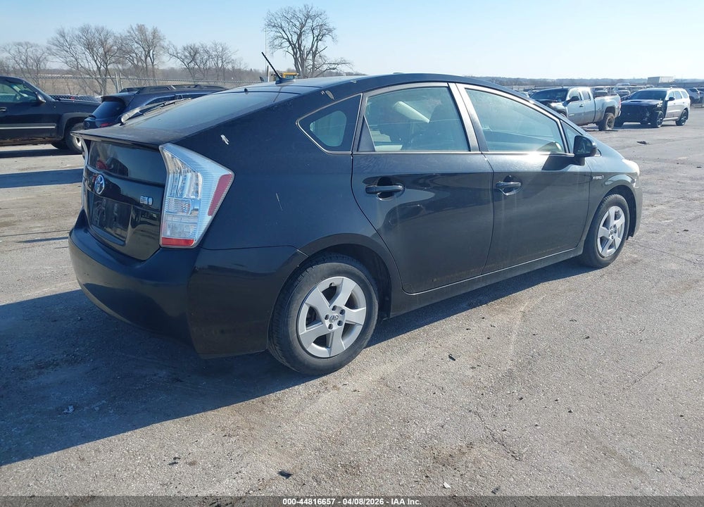 2011 TOYOTA PRIUS TWO VIN: JTDKN3DU6B1406838