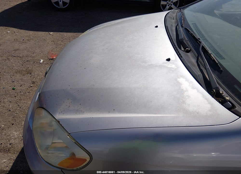 2003 TOYOTA COROLLA LE VIN: 1NXBR32E23Z019490