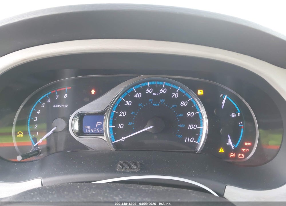 2011 TOYOTA SIENNA XLE V6 VIN: 5TDYK3DCXBS135943