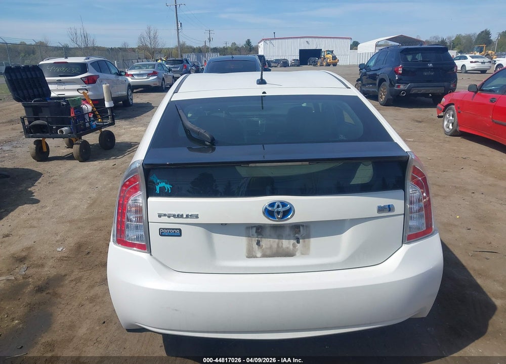 2013 TOYOTA PRIUS THREE SE VIN: JTDKN3DU3D1667265