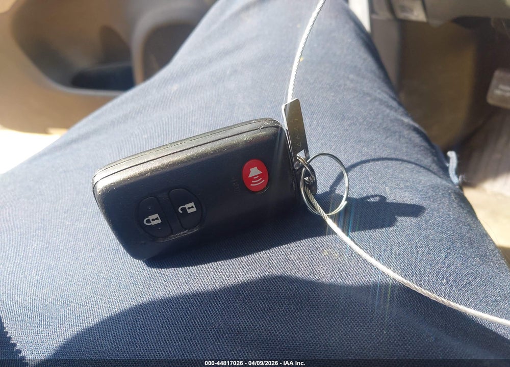2013 TOYOTA PRIUS THREE SE VIN: JTDKN3DU3D1667265