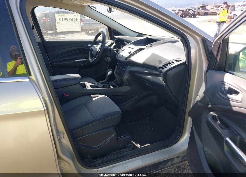 2018 FORD ESCAPE SE VIN: 1FMCU9GDXJUD08538