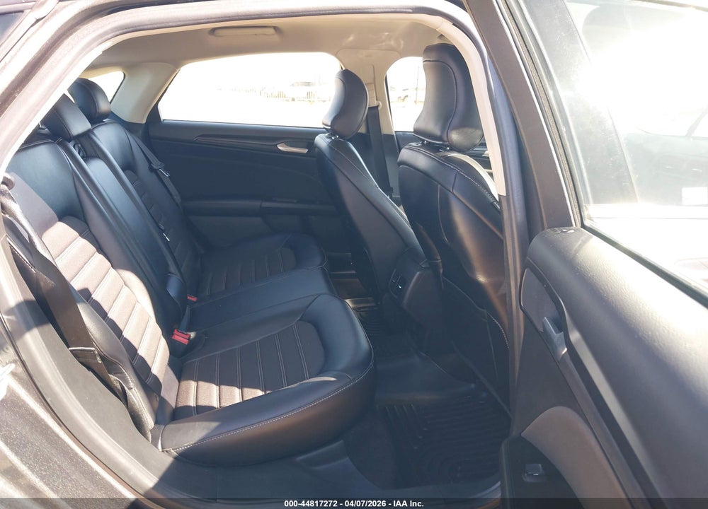 2018 FORD FUSION SE VIN: 3FA6P0HD9JR285723