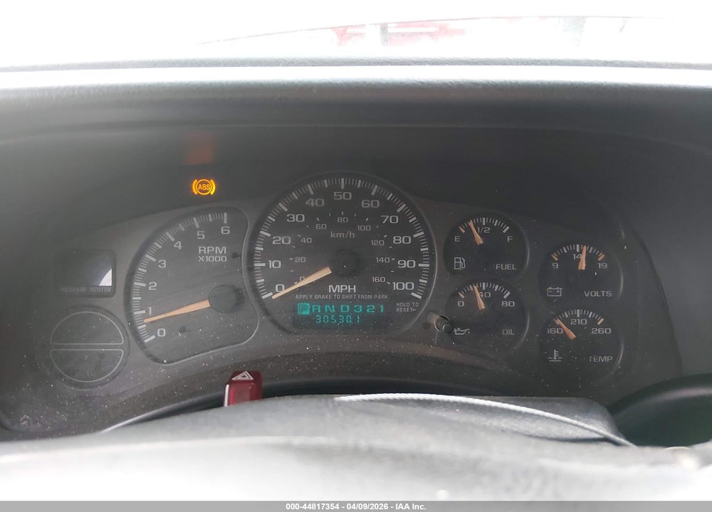2002 CHEVROLET SILVERADO 1500 LS VIN: 2GCEK19T721339428