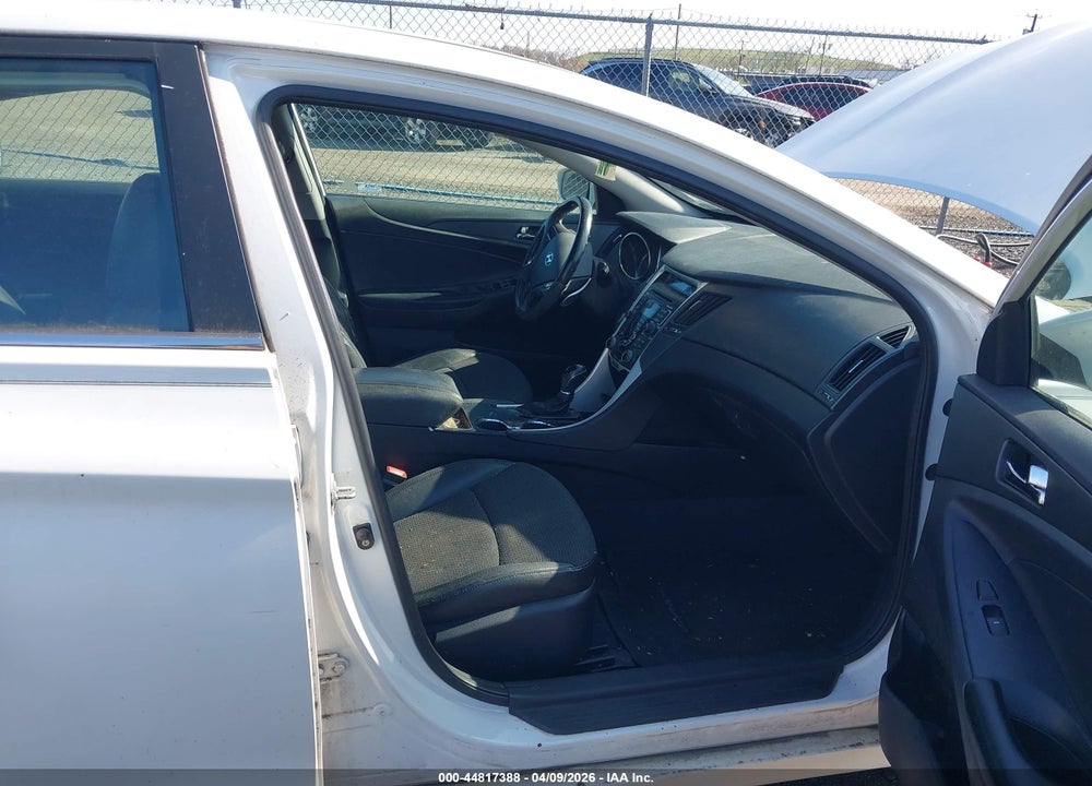 2011 HYUNDAI SONATA SE 2.0T VIN: 5NPEC4ABXBH161806