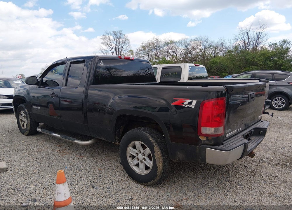2011 GMC SIERRA 1500 SLE VIN: 1GTR2VE39BZ179316