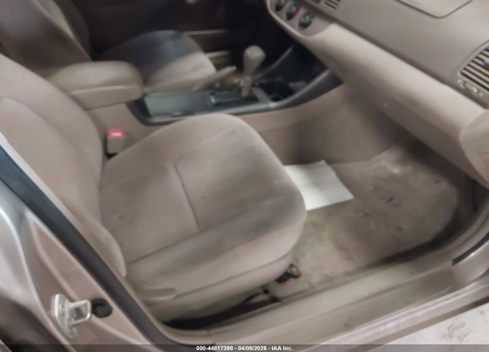 2004 TOYOTA CAMRY LE VIN: 4T1BE32K04U928203