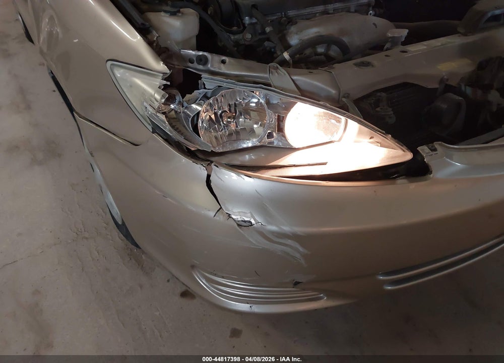 2004 TOYOTA CAMRY LE VIN: 4T1BE32K04U928203