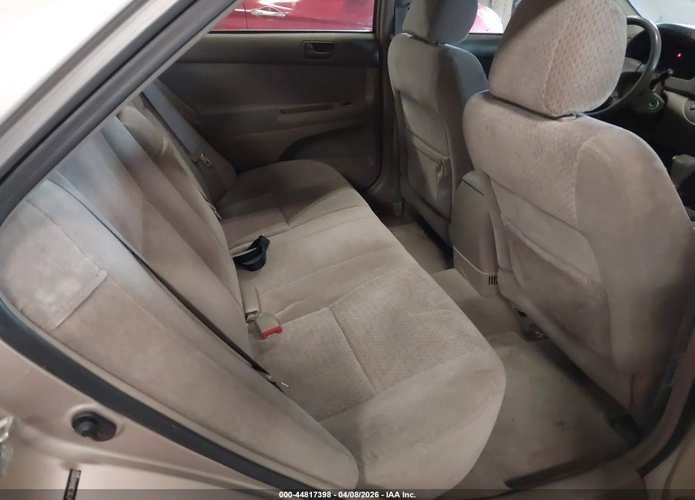 2004 TOYOTA CAMRY LE VIN: 4T1BE32K04U928203