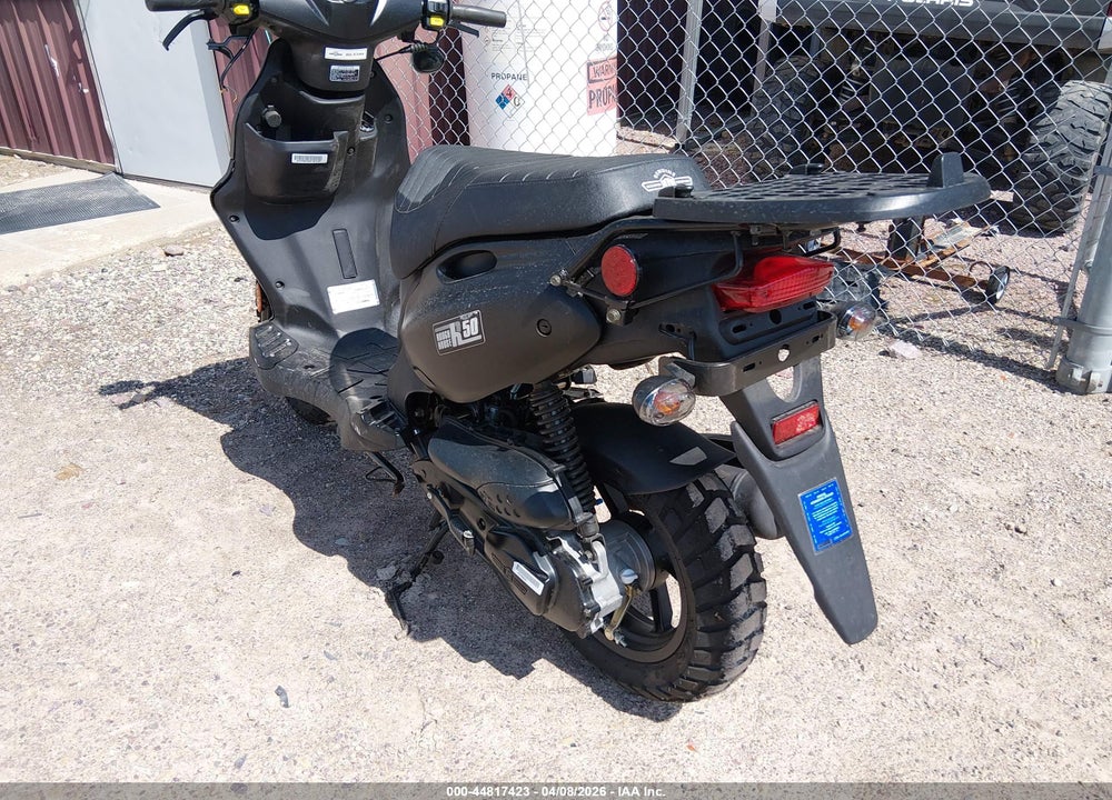 2023 GENUINE SCOOTER CO. ROUGHHOUSE 50 VIN: RFVPMP200P1024429
