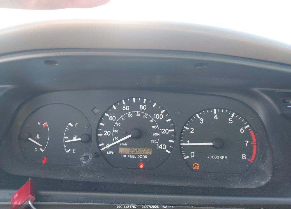 2001 TOYOTA CAMRY CE VIN: 4T1BG22K81U775652