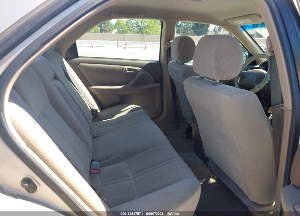 2001 TOYOTA CAMRY CE VIN: 4T1BG22K81U775652