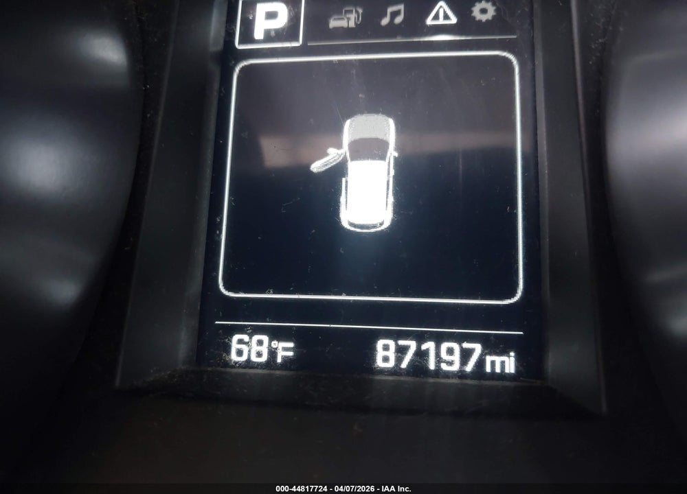 2017 HYUNDAI SANTA FE SPORT 2.4L VIN: 5XYZTDLB8HG438662