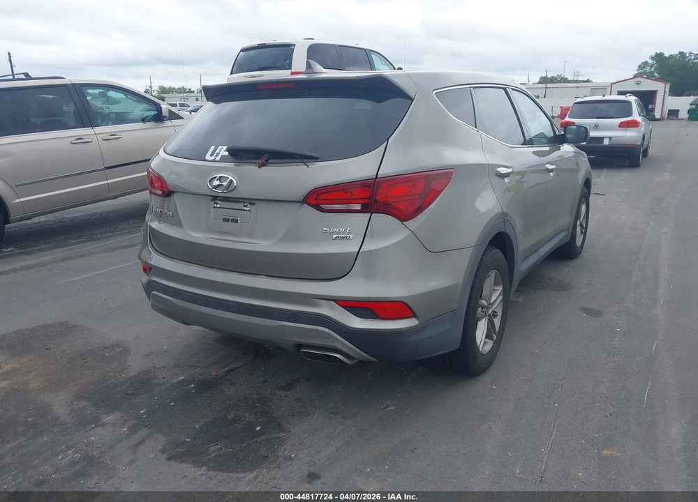 2017 HYUNDAI SANTA FE SPORT 2.4L VIN: 5XYZTDLB8HG438662