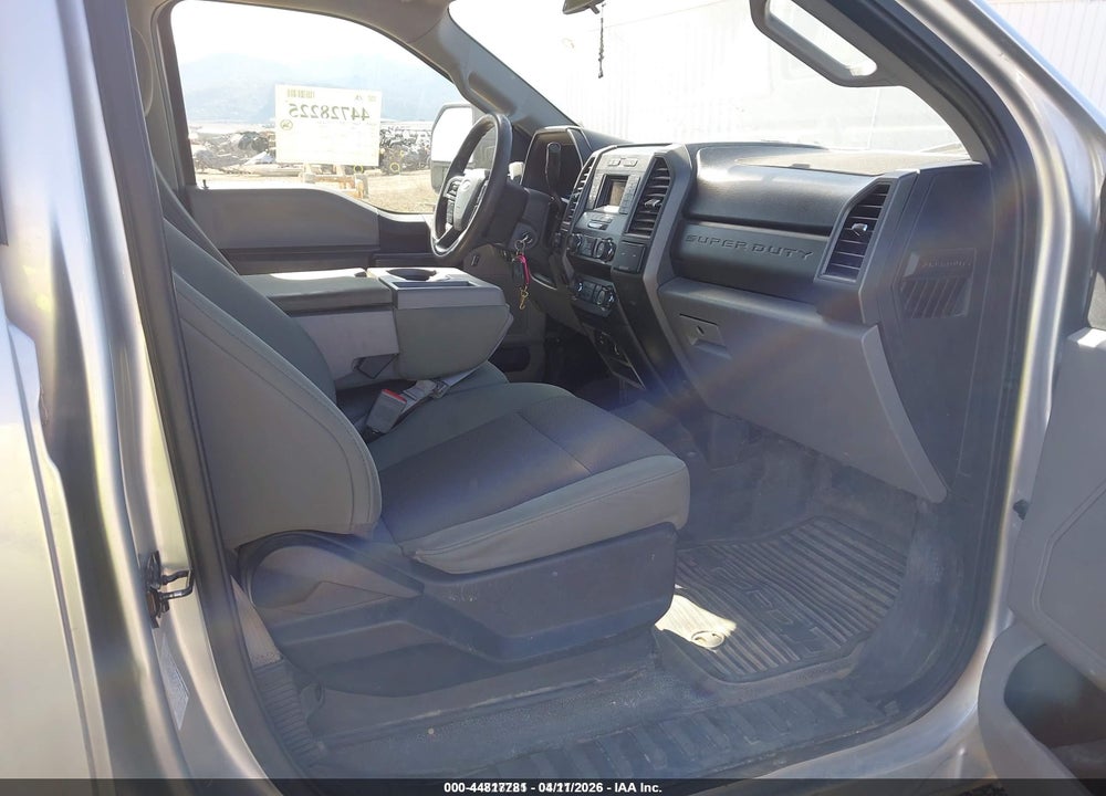 2019 FORD F-350 XL VIN: 1FT8W3BT5KEE92900