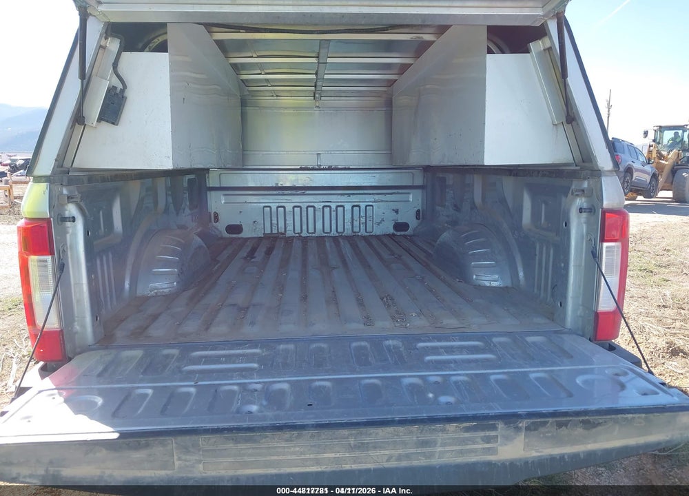 2019 FORD F-350 XL VIN: 1FT8W3BT5KEE92900
