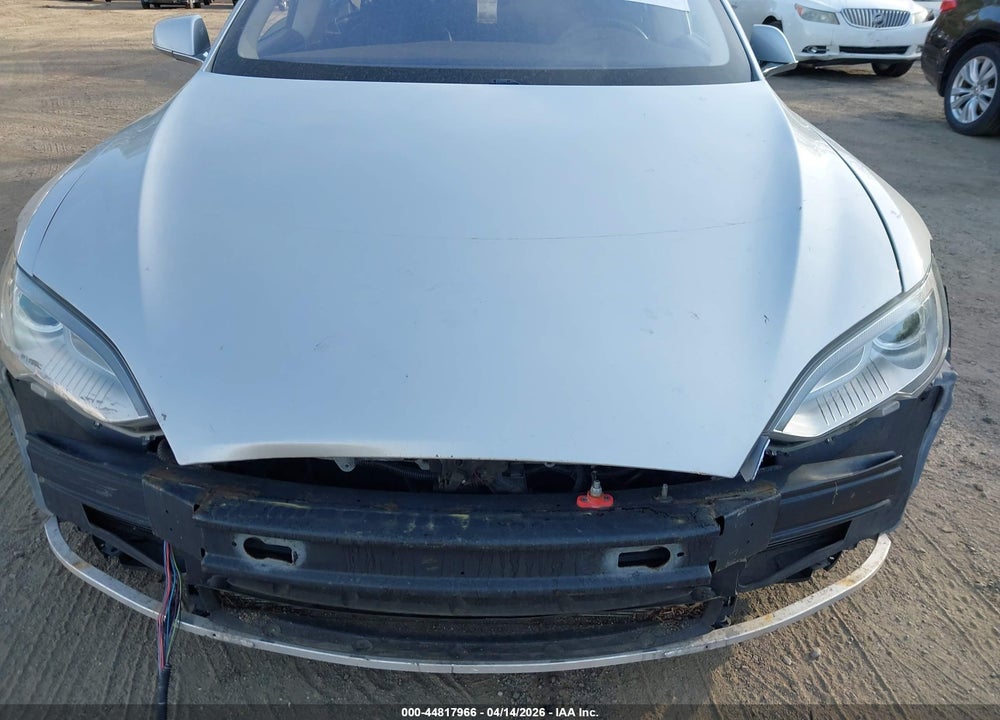 2013 TESLA MODEL S VIN: 5YJSA1CG8DFP03521