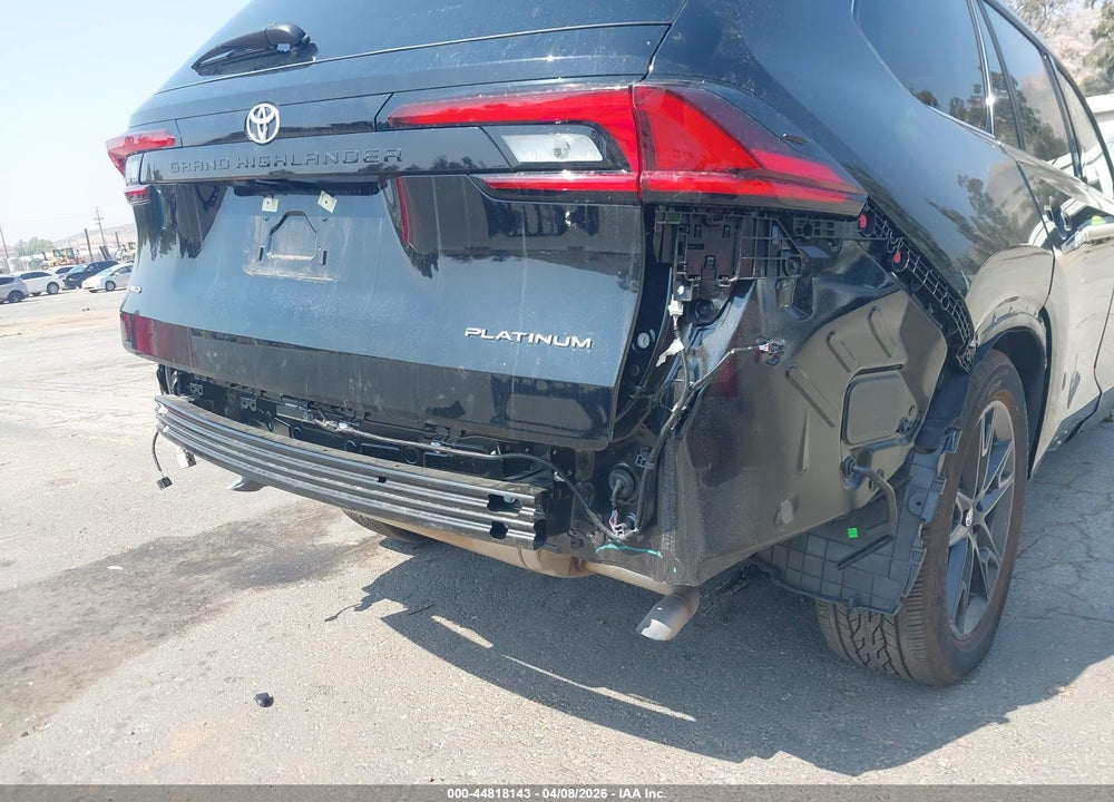 2026 TOYOTA GRAND HIGHLANDER PLATINUM VIN: 5TDAAAB54TS114634