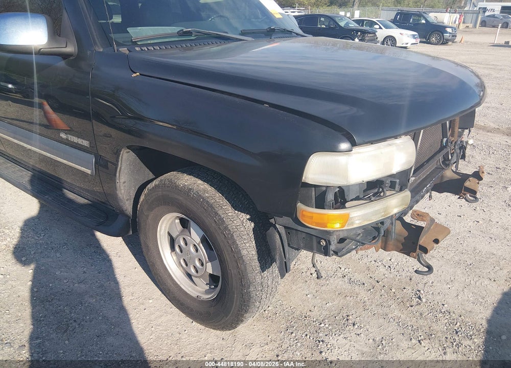 2001 CHEVROLET TAHOE LT VIN: 1GNEC13T31J282582