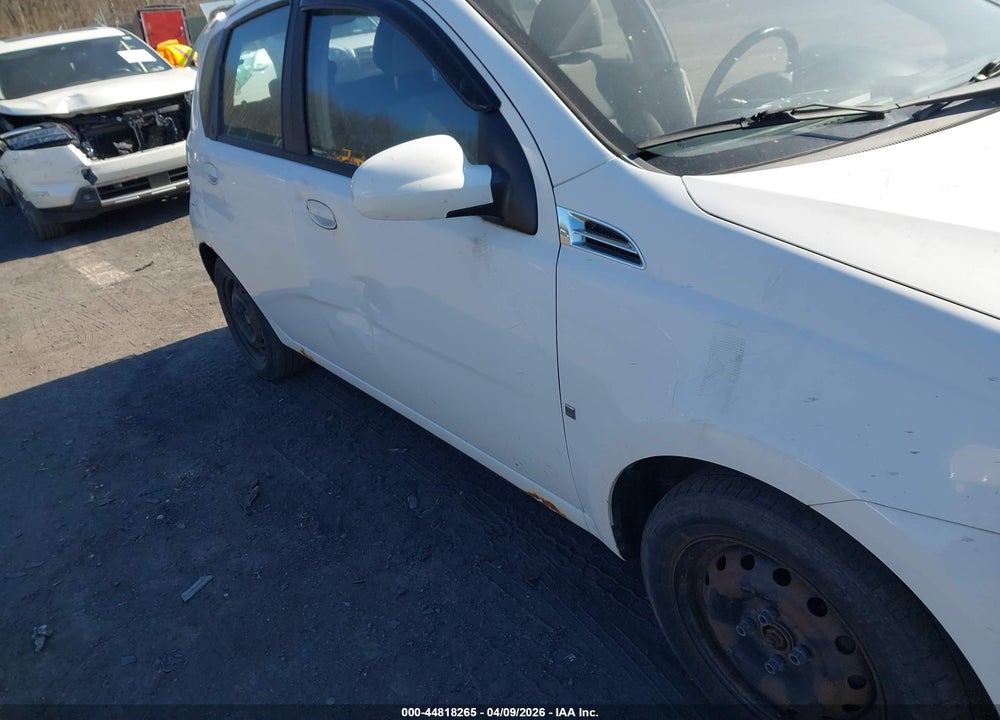 2009 CHEVROLET AVEO LT VIN: KL1TD66E39B647279